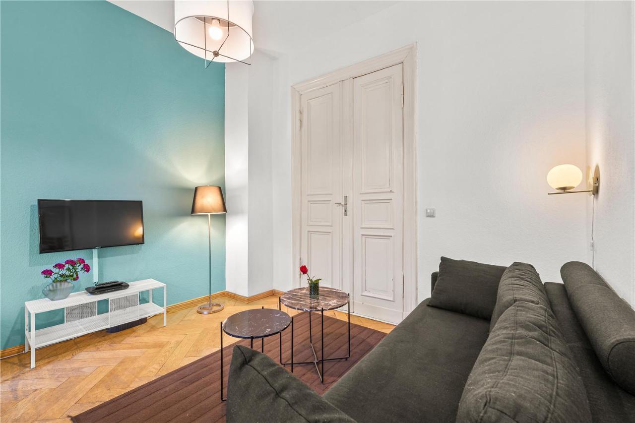 Holiday 33 Apartments Efg Schoenhauser Allee Mit Balkon Berlino Esterno foto